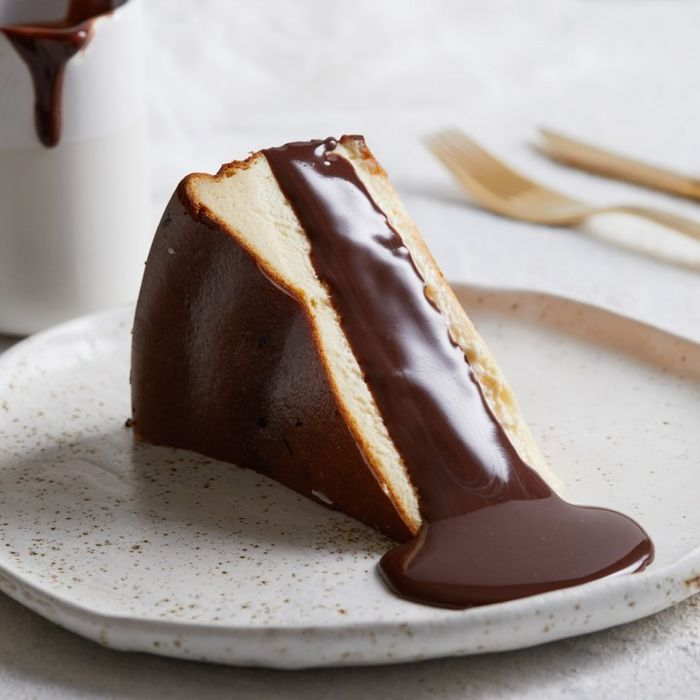 ÇİKOLATALI SAN SEBASTİAN 